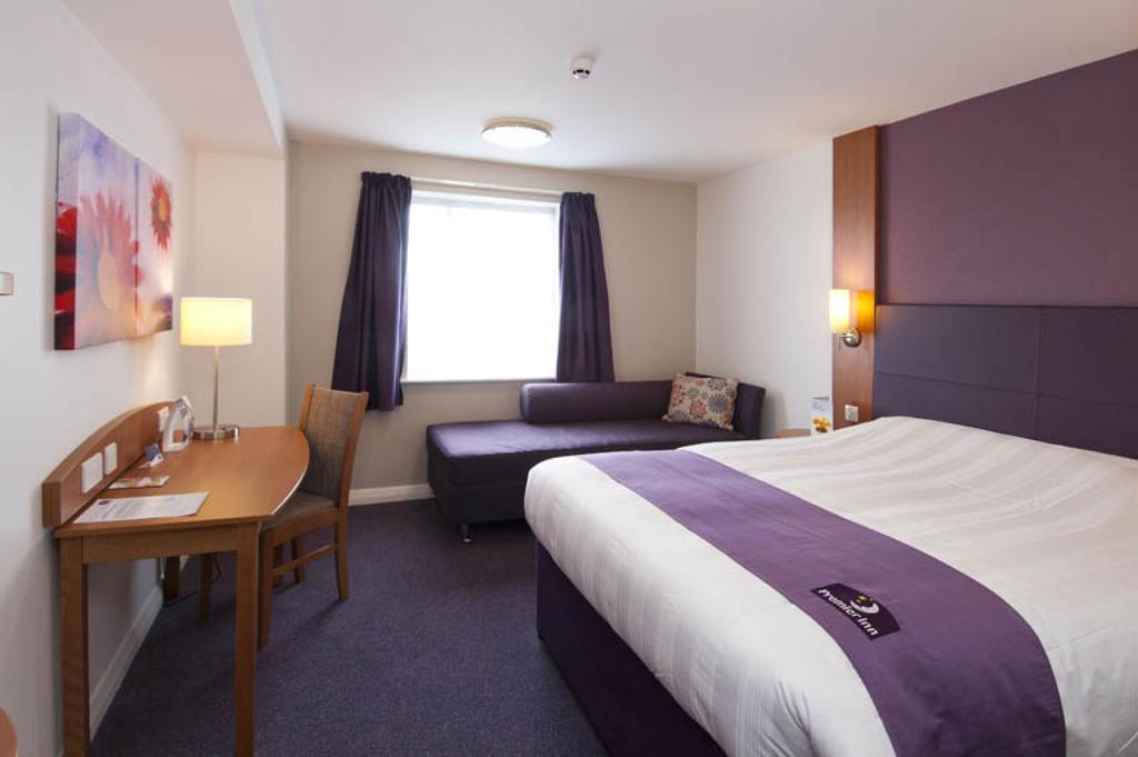 Premier Inn Glenrothes Eksteriør bilde