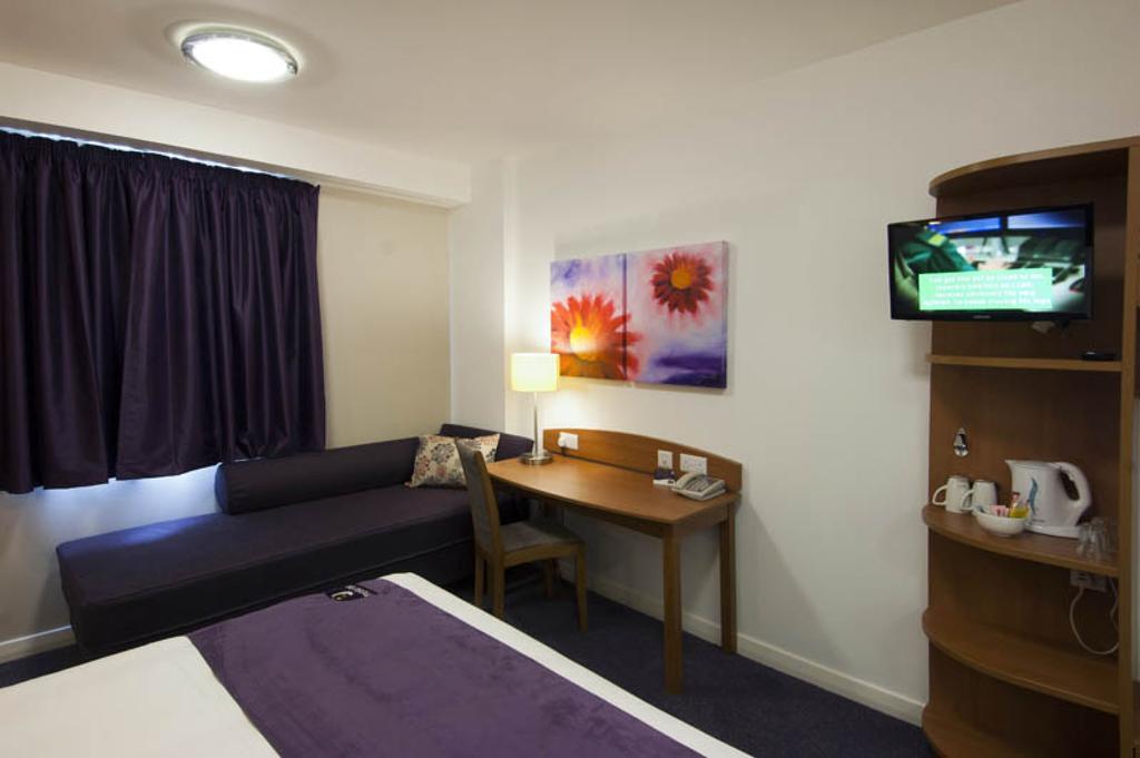 Premier Inn Glenrothes Eksteriør bilde