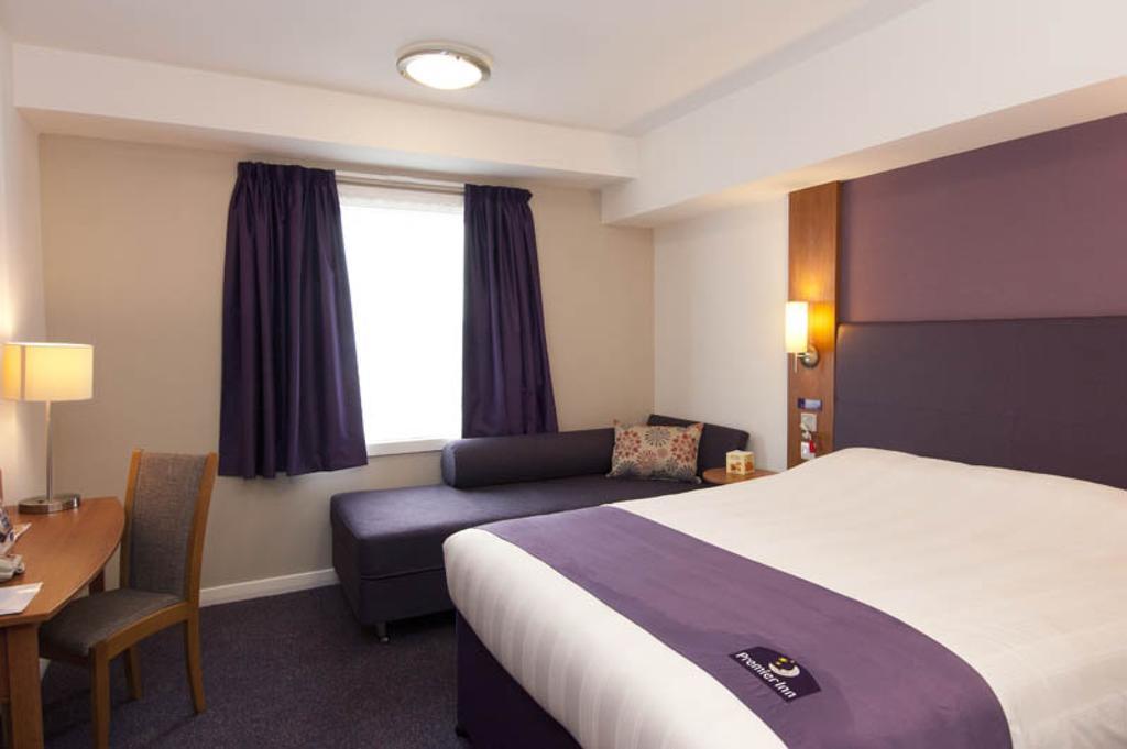Premier Inn Glenrothes Eksteriør bilde